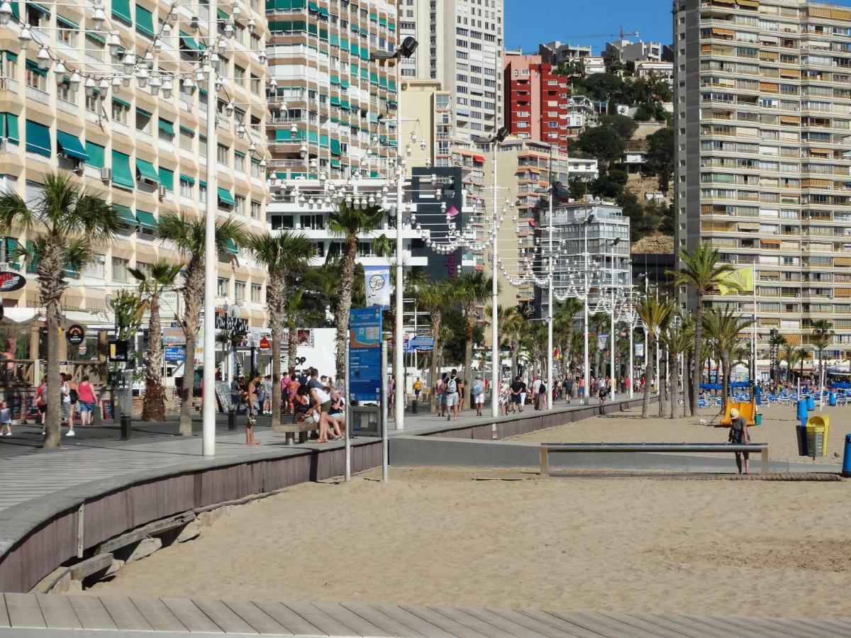 Apartment 2 bedrooms, 250m Levante beach Benidorm Buitenkant foto